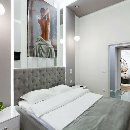 Royal Art-apartment On Skoryka 26 Appartement *