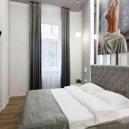 Royal Art-apartment On Skoryka 26 *