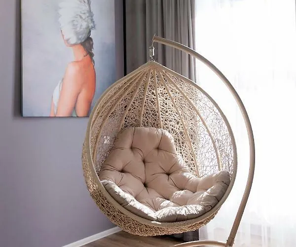 Royal Art-apartment On Skoryka 26 * Lviv