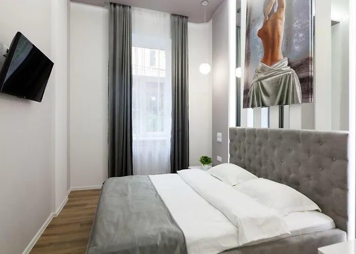 Royal Art-apartment On Skoryka 26 *