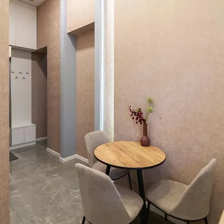 Royal Art-apartment On Skoryka 26 * Leopoli
