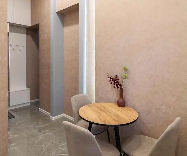 Royal Art-apartment On Skoryka 26 * إلفيف