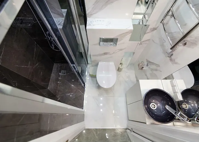 Royal Art-apartment On Skoryka 26 * إلفيف